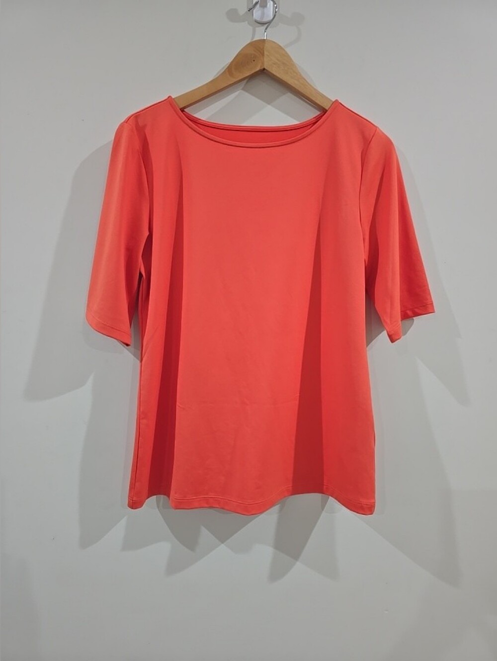 Solid Orange  Essentials Womens T-Shirt Size S Knit Pullover Round Neck